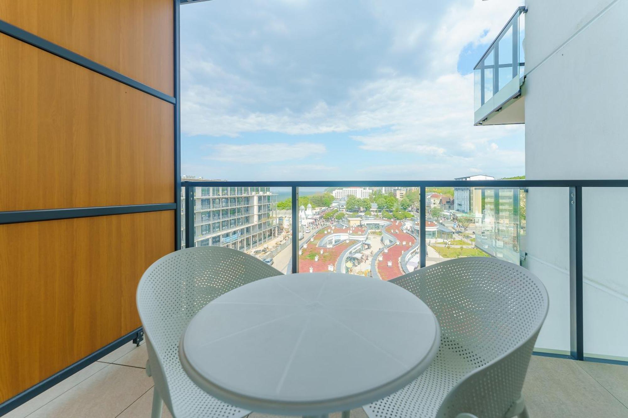 Aquamarina Prima Deluxe Studios With Sea View By Noclegi Renters Мендзыздрое Экстерьер фото