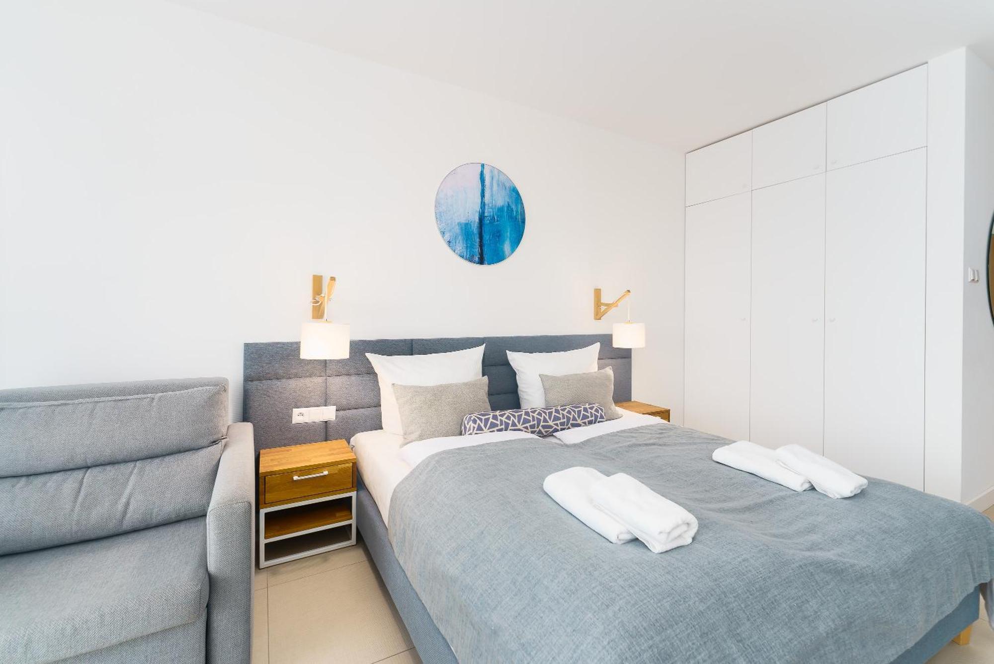 Aquamarina Prima Deluxe Studios With Sea View By Noclegi Renters Мендзыздрое Экстерьер фото